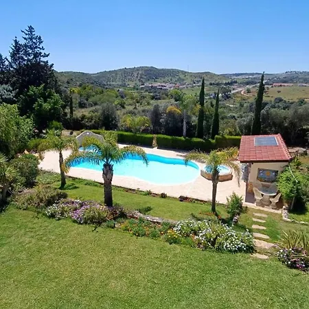 Komfortable Auf Grossem Grundstueck Mit Pool * Vila do Bispo