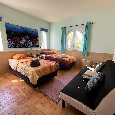 Komfortable Auf Grossem Grundstueck Mit Pool Vila do Bispo