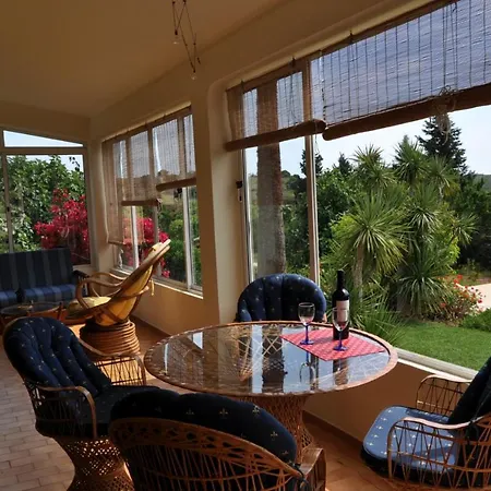 Komfortable Auf Grossem Grundstueck Mit Pool Villa Vila do Bispo